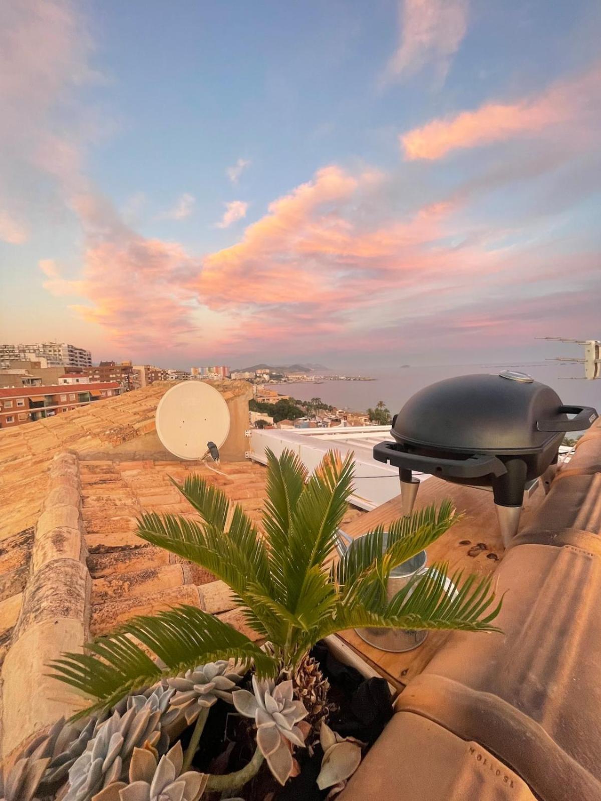Oldtown Family House With Amazing Terrace - 3 Minutes From Beach! ビリャホヨサ エクステリア 写真