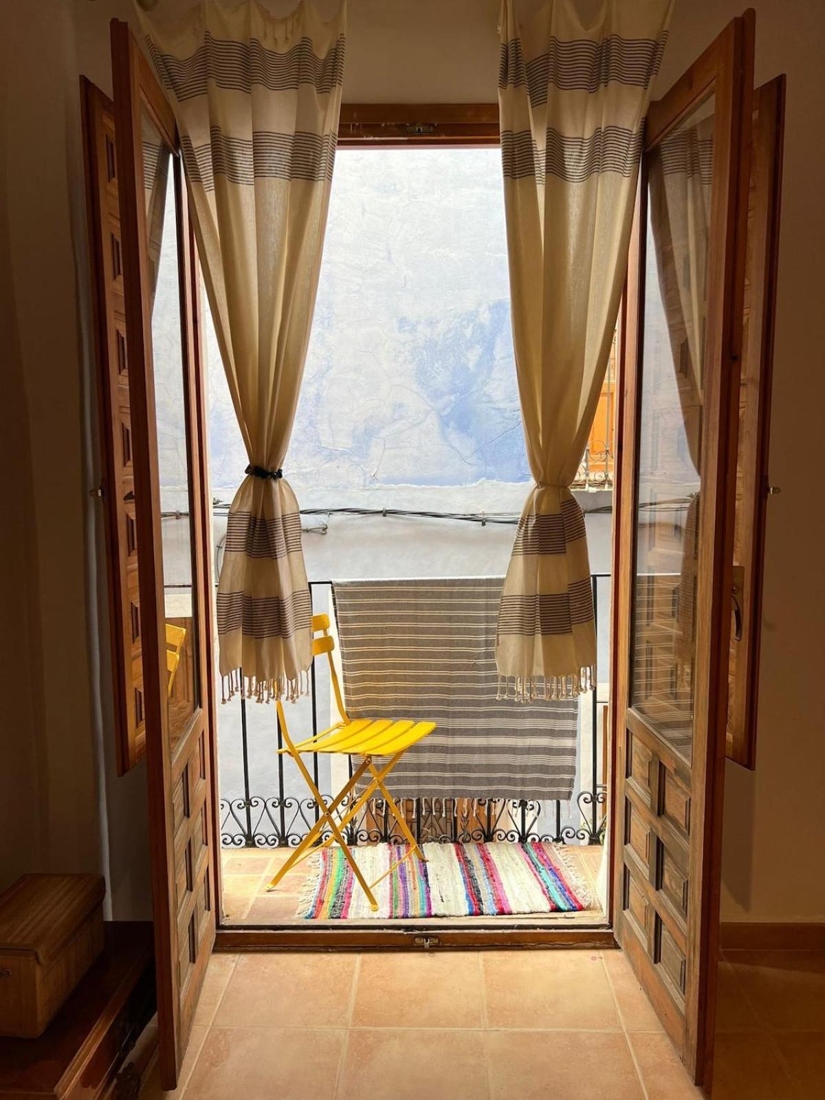 Oldtown Family House With Amazing Terrace - 3 Minutes From Beach! ビリャホヨサ エクステリア 写真
