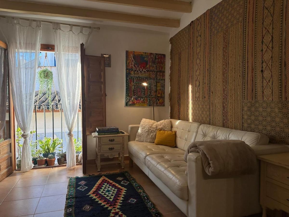 Oldtown Family House With Amazing Terrace - 3 Minutes From Beach! ビリャホヨサ エクステリア 写真